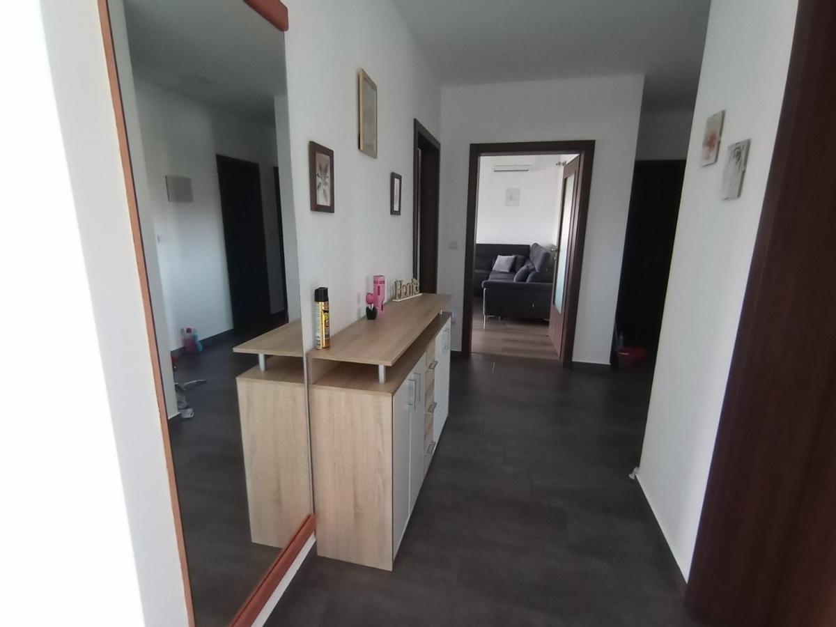 Apartment Sofija Galizana Exterior photo